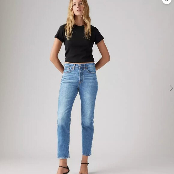 Levi's Wedgie Straight Ankle Women's Jeans - Picture 2 of 4